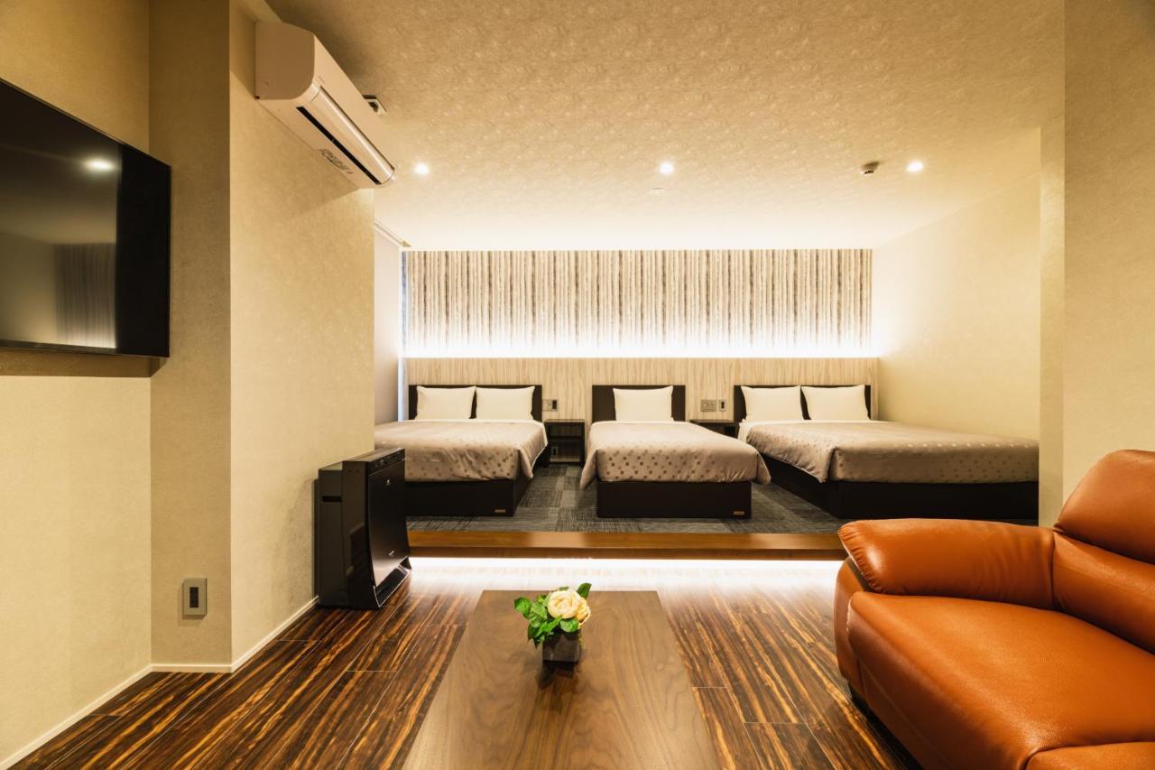 Grand Base Hakatamon Lejlighedshotel Fukuoka  Eksteriør billede