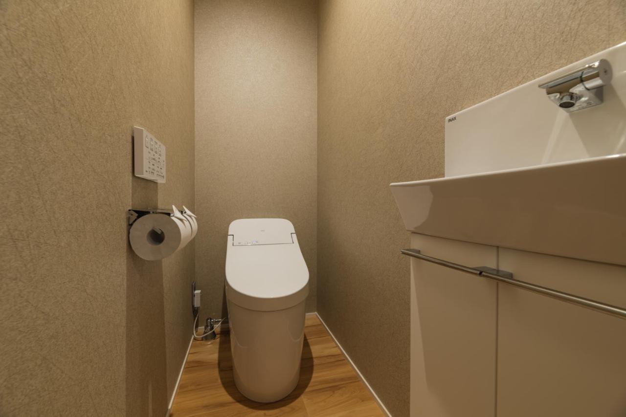 Grand Base Hakatamon Lejlighedshotel Fukuoka  Eksteriør billede