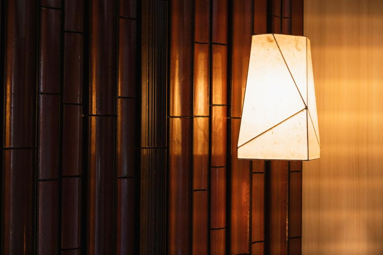 Grand Base Hakatamon Lejlighedshotel Fukuoka  Eksteriør billede