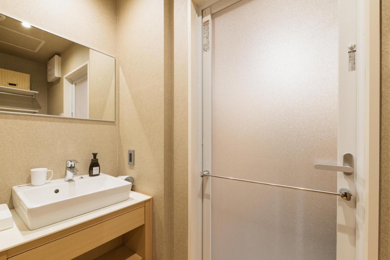 Grand Base Hakatamon Lejlighedshotel Fukuoka  Eksteriør billede